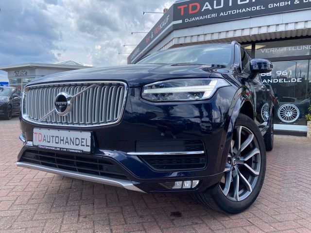 Volvo XC90 Inscription AWD Pano/ HeadUp/ 360 Used vehicle for sale | First registration 07/2016 | Price 38.990 €
