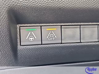 Peugeot 2008 Allure 130 EAT8 GT Line AHK Kamera Navi ACC - foto 12