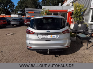 Ford S-Max Titanium*2.HAND*KLIMA*NAVI*AHK*LED*TOT*SPU - photo 6