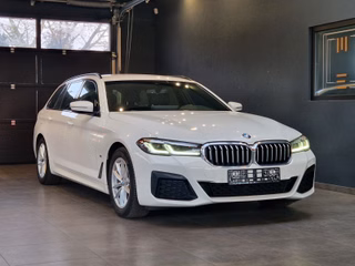 BMW 520d xDrive Touring M Sport*LED*Navi*Ambiente* - photo 1