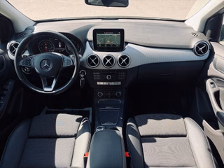 Mercedes-Benz B 180 Score Automatik+Navi+LED+SHZ+Kamera+PDC+ - foto 8