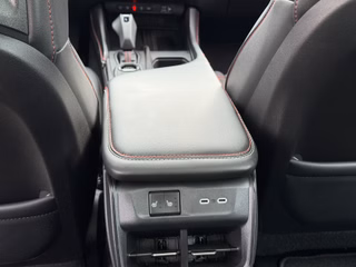 Dodge Charger Scat Pack AWD 2026 + Launch age - foto 33