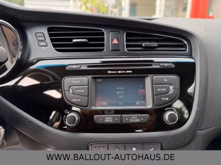 Kia cee'd Sportswagon Spirit*2.HAND*TEMPO*KLIMA*AHK* - bilder 17
