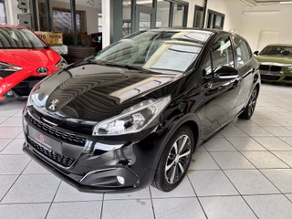 Peugeot 208 Active 1.2  Kamera Pano SHZ Bluetooth Tempom - bilder 1