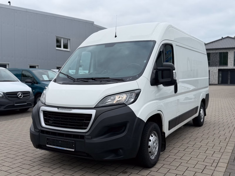 Peugeot Boxer Kasten Hoch 333 L2H2 Premium/AHK/Kamera