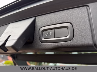 Volvo XC 60 Momentum AWD*1.HAND*PANO*SPUR*AHK*KAMERA* - bilder 9