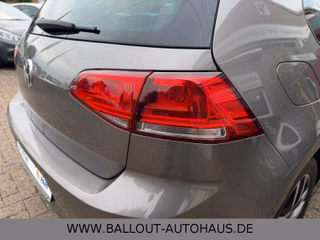 Volkswagen Golf VII Lim.Cup*2.HAND*PANO*KLIMA*NAVI*SHZ*EUR5 - bilder 9