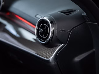 Mercedes-Benz C 220d AMG-LINE LED DISTR VIRTUAL AHK SPORTSITZ - bilder 12