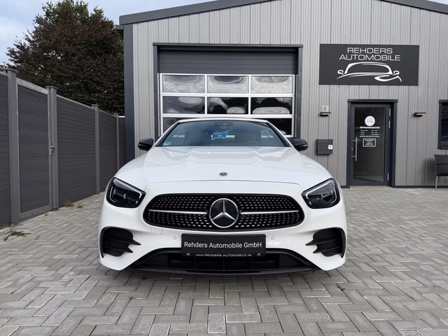 Mercedes-Benz E 220 d Night Pak.Tempo LED Apple Car. Scheckheft - foto 5