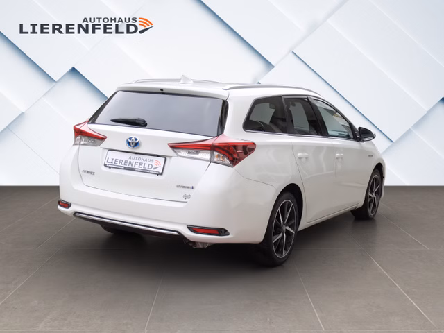 Toyota Auris Touring Sports Hybrid - foto 3