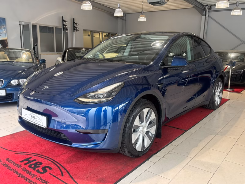 Tesla Model Y Long Range RWD