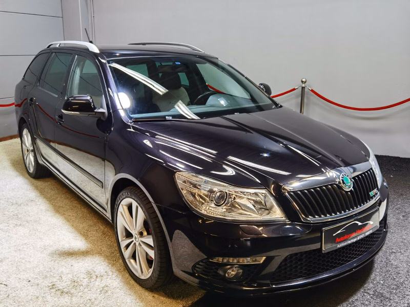 Skoda Octavia Combi RS NAVI LEDER-ALCANTARA