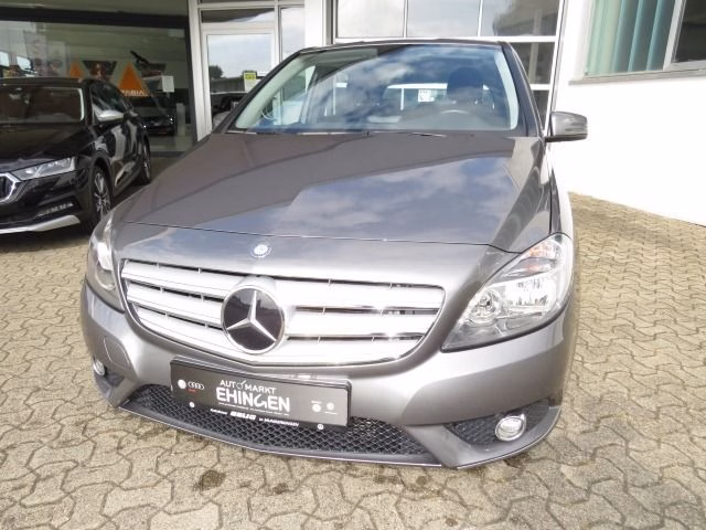 Mercedes-Benz B 180 B-Klasse B180 Sitzhzg, Alu, Rückfahrkamera