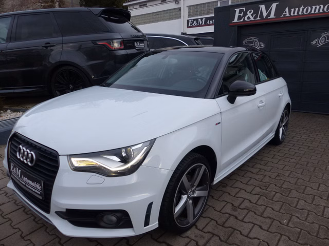 Audi A1 Sportback admired*S-LINE*NAVI*XENON*PDC*SHZ* - bilder 1