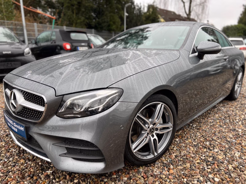 Mercedes-Benz E220d COUPÉ AMG SPORTPAKET *LED*KAMERA**2.HAND