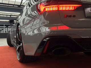 Audi RS 6 Avant 4.0 TFSI quattro PANO / B&O / 360° CAM / MATRIX - foto 2