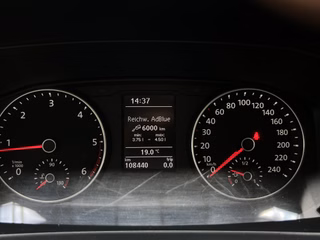 Volkswagen T6 Multivan 2,0 TDI EUd6 AdBlue Trendline KLIMA / PDC / BLUETOOTH /  FWD - foto 18