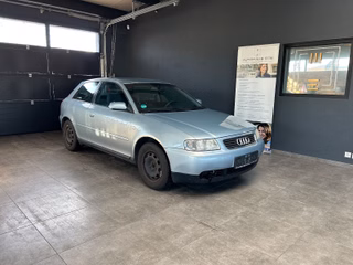 Audi A3 Attraction 1,6Ltr.*8-fach bereift*Xenon*Klima - photo 1