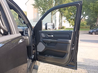 Dodge RAM 5.7 V8 Sport Modell 2026 + offizielles Fahrzeug - foto 17