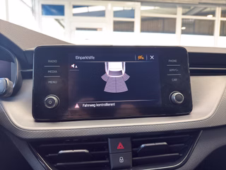 Skoda Scala Ambition Autom., LED CarPlay ACC PDC - foto 16