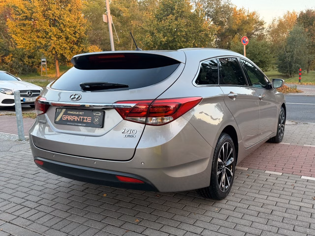 Hyundai i40CW Blue Trend 1.7CRDI*Aut.*SHZ*Temp.*PDC*EU6* - foto 5