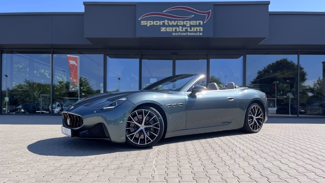 Maserati GranCabrio Modena VERDE GIADA + FUORISERIE Gebrauchtwagen Kaufen | EZ 01/2026 | Preis 169.985 €