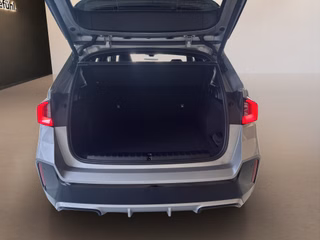 BMW X1 sDrive 18 i M Sport Autom., LED Navi Kamera AHK - bilder 6