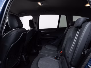 BMW 218 d Sport Line  LED RFK H-K AHK SHZ - bilder 1