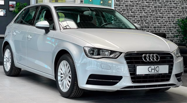Audi A3 Sportback Ambiente|1.HAND|SHZ|PDC|TEMPOMAT| Gebrauchtwagen Kaufen | EZ 07/2013 | Preis 15.990 €