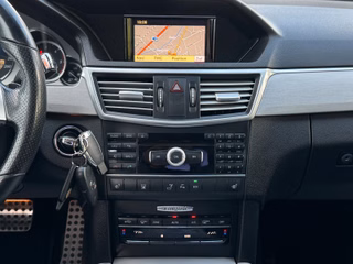 Mercedes-Benz E220CDI AMG*Lim*Aut*Nav*Xen*Leder*Temp*WEBASTO - foto 8