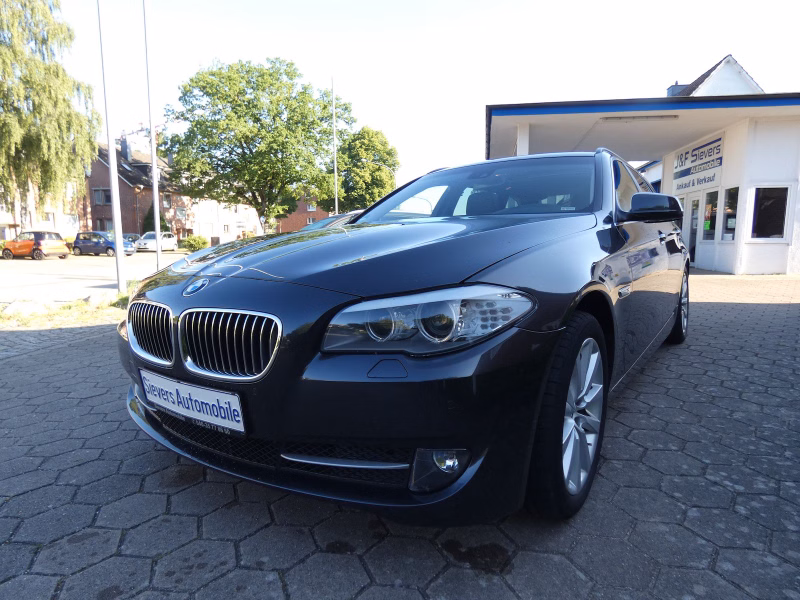BMW 525d Touring Leder Xenon Navi Panoramadach