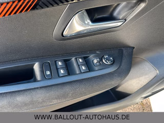 Peugeot 208 Active Pack*1.HAND*LED*TEMP*EU6*SPUR*CARPLAY - foto 2