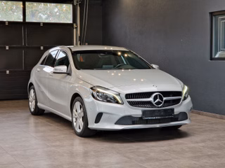 Mercedes-Benz A200 BlueEfficiency*LED*Navi*Temp*Klima* - photo 1