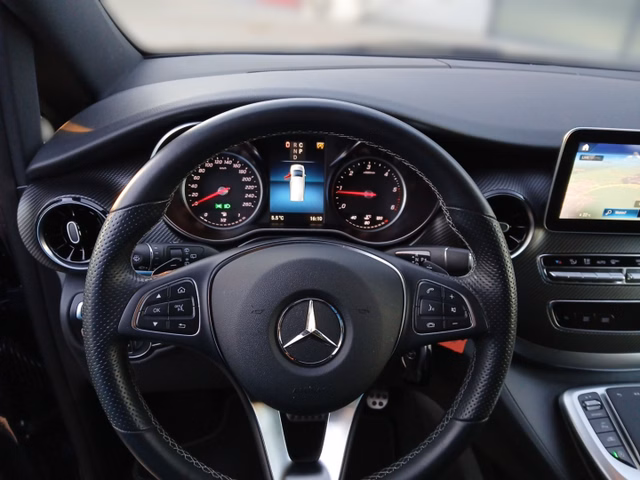 Mercedes-Benz V-Klasse Avandgard Edition AMG-Line 4MATIC +1.HAND+STH+ - bilder 7