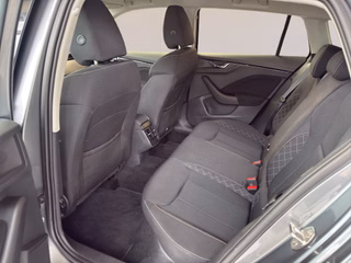 Skoda Scala Autom., LED CarPlay PDC Sitzhzg. - foto 8