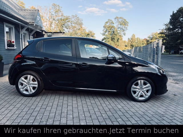 Peugeot 208 Style 1.6 Blue-HDi +Panorama+SHZ+Tempomat+ - bilder 5
