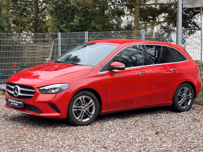 Mercedes-Benz B200*AUTOMATIK*AHK*WIDESCREEN*TOTWINKEL*NAVI*