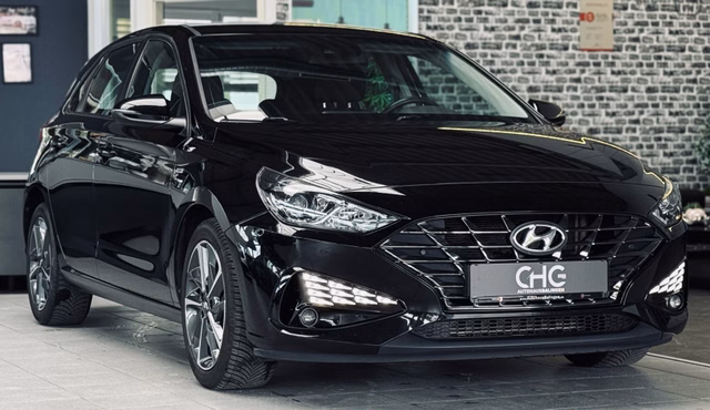 Hyundai i30 Trend Mild-Hybrid |Kamera|Spur|Automatik| Gebrauchtwagen Kaufen | EZ 02/2023 | Preis 16.990 €