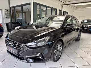 Hyundai i30 cw 1.6T-GDI Trend LED Navi Kamera CarPlay - foto 1