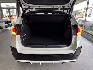 2027 BMW X1 xDrive28i - photo 3