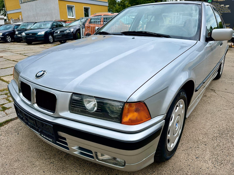 BMW 318