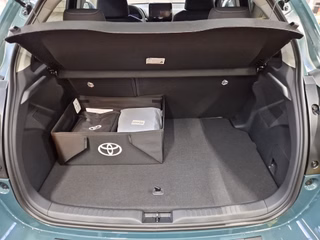 Toyota Yaris Hybrid Teamplayer + Safety - & Comfort Paket - foto 15