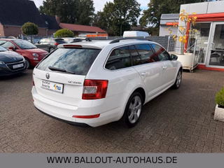 Skoda Octavia Elegance*2.HAND*KLIMA*ACC*TEMP*SPUR*NAVI - foto 5