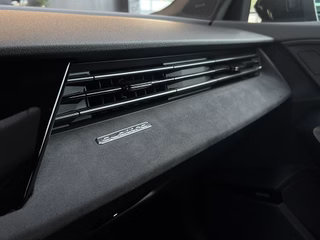 Audi RS 3 Sportback / 360° CAM / PANO / ACC / MATRIX / 2.5 294 kW TFSI quattro - photo 18