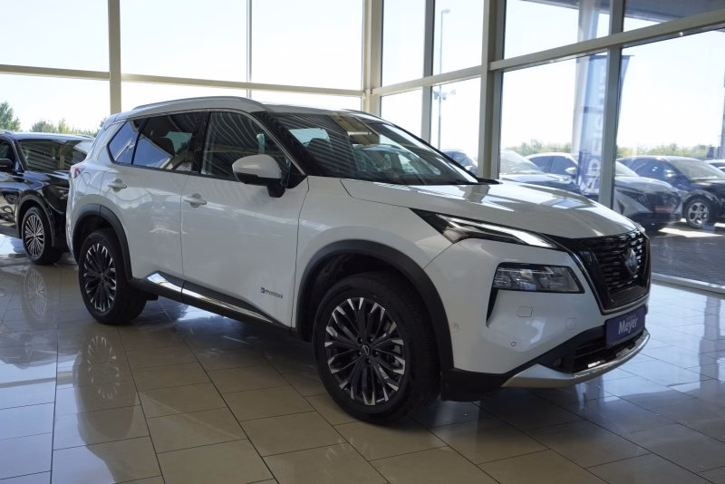 Nissan X-Trail Tekna+ 1.5 VC-T e-POWER e-4ORCE UPE=59000 Euro   **
