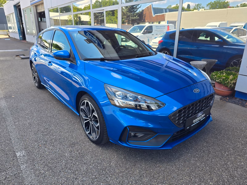 Ford Focus ST-Line LED, Kamera, ST Designelemente, Sportauspuff
