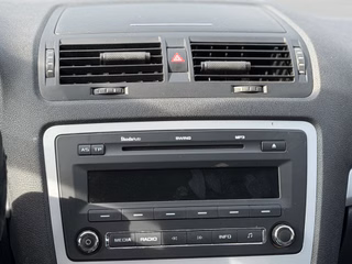 Skoda Octavia Combi Ambiente Euro4/SHZ/1.6/ 75 Kw - bilder 13
