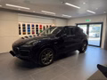Daumennagel 3 - Porsche Cayenne E-Hybrid Platinum Edition