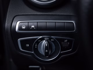 Mercedes-Benz C 300 4M AMG-LINE  DISTR MBEAM BURMESTER 360° - bilder 4