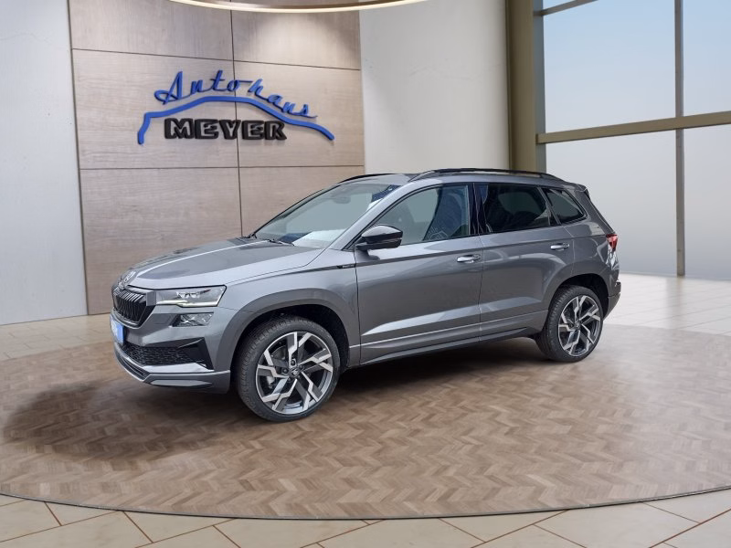 Skoda Karoq Sportline 1,5TSI DSG 4*J.Gar/Pano/aAHK/Matrix/Navi    **